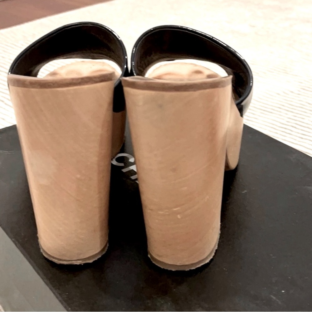 CHANEL wooden heel Sandal - Picture 2 of 5